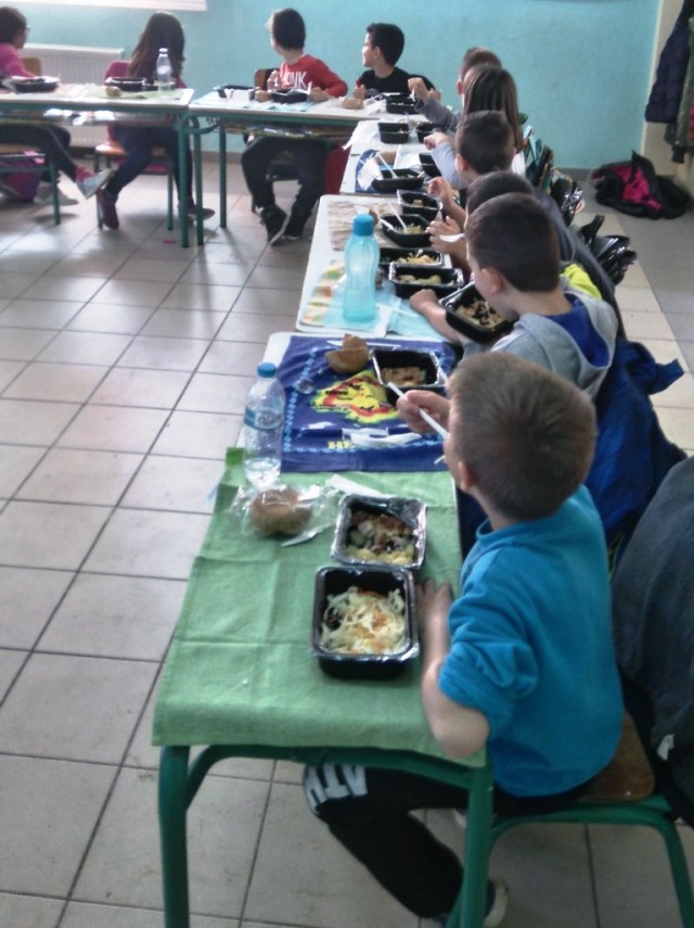 ΣΧΟΛΙΚΑ ΓΕΥΜΑΤΑ4